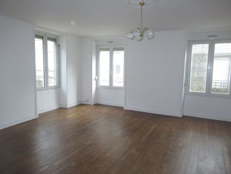 joli appartement 2 pièces de 61m2 avec cuisine équipée - en plein centre-ville - dpe d