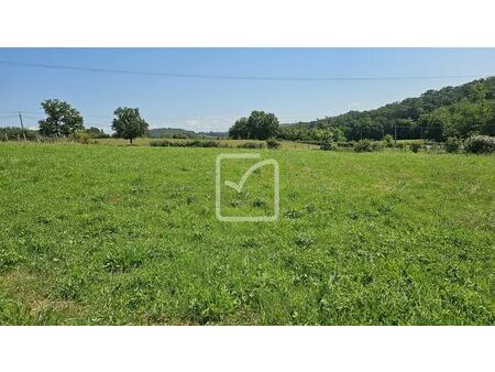 terrain 1 350 m² mansac