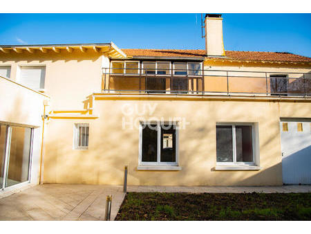 vente maison à nantes (44000) : à vendre / 273m² nantes