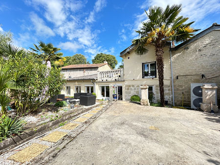 loudun : maison f9 à vendre