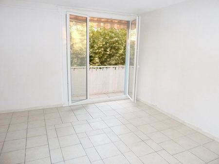 appartement ensoleillé  70 m²  nocaze montelimar