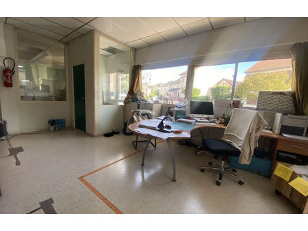 vente divers 810 m² vélizy-villacoublay (78140)