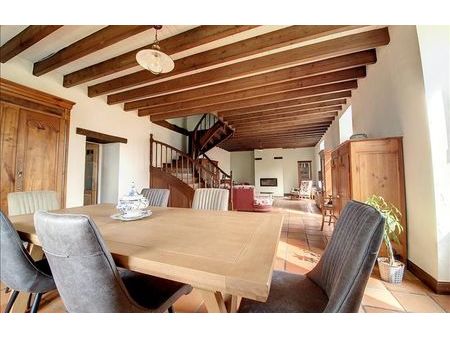 vente maison 9 pièces 217 m² saint-julien-des-landes (85150)