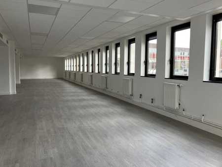 location de bureau de 515 m² à clichy - 92110