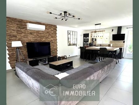 vente maison 5 pièces 97 m²