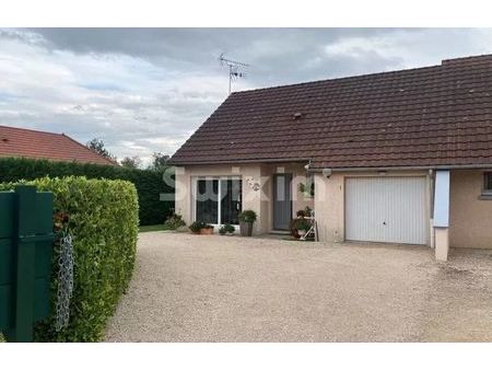 vente maison 4 pièces 66 m² lons-le-saunier (39000)