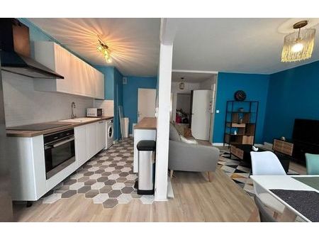 location appartement 1 pièce 10 m² amiens (80080)