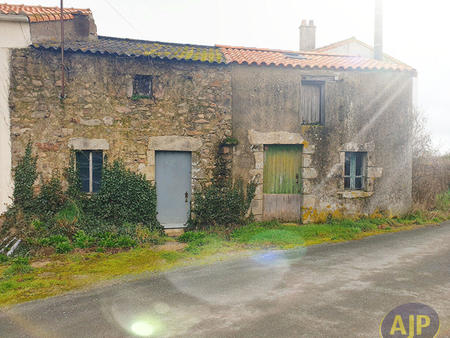 vente maison à bazoges-en-paillers (85130) : à vendre / 90m² bazoges-en-paillers