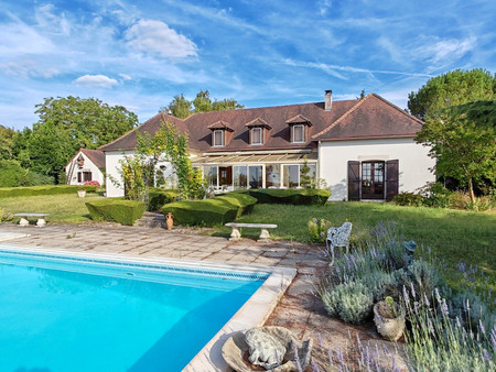 villa de campagne de qualité de 5 chambres avec piscine creusée  jardin paysager  double g