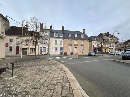 immeuble de rapport spacieux à mamers