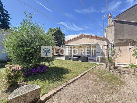 vente maison à bressuire (79300) : à vendre / 193m² bressuire