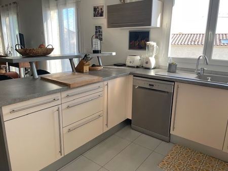 location meublée maison 3 pièces 75 m²