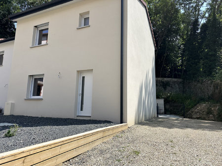 aurec sur loire  maison neuve avec 2 terrasses