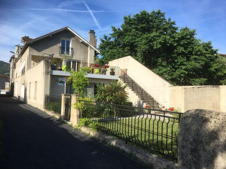 centre saint céré - maison de caractère rénovée avec studio