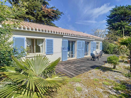 vente maison à noirmoutier-en-l'île (85330) : à vendre / 80m² noirmoutier-en-l'île