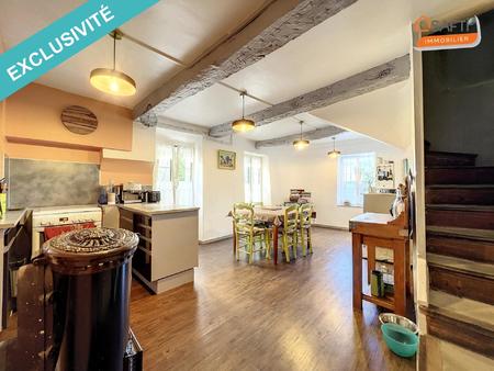 maison de village 7 pièces de 93m² sur trois niveaux