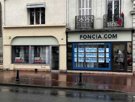 location bureau chatellerault 140 m²