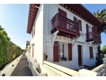 maison de luxe à vendre dans le quartier louillot