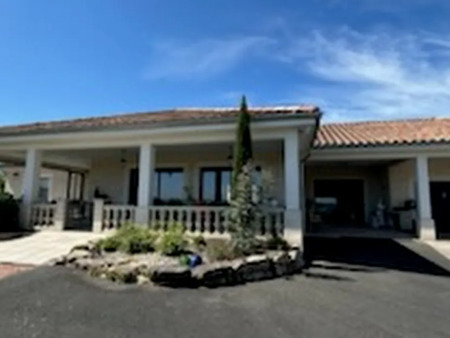 maison contemporaine avec jardin et terrasse chatillon-sur-chalaronne (01)