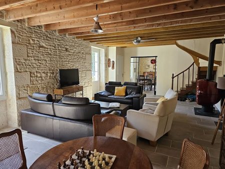 vente maison 5 pièces 144.47 m²