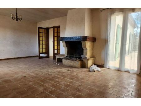 vente appartement 5 pièces 123 m² saint-maximin-la-sainte-baume (83470)