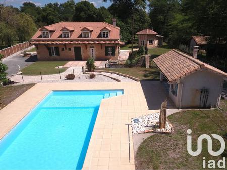 vente maison piscine à hostens (33125) : à vendre piscine / 196m² hostens