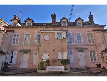 vente maison 678 m²