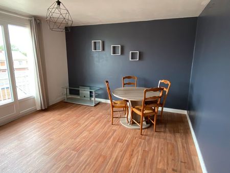 a louer à l'année appartement t2 le tréport