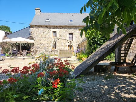 maison en pierres 17eme siècle