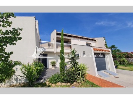 maison de luxe à vendre dans le quartier est