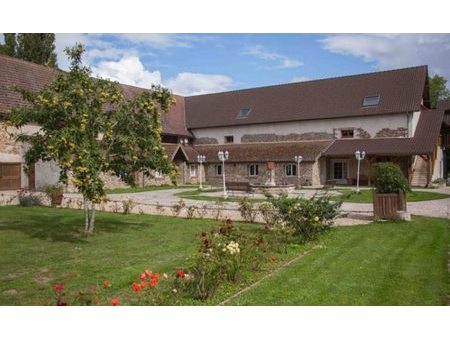 vente ferme 21 pièces 3000 m²