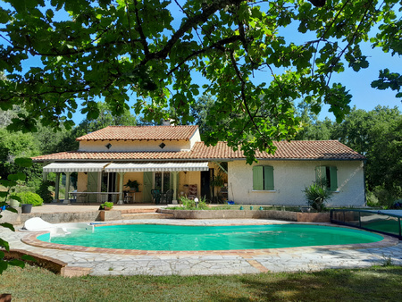 maison de charme avec piscine.