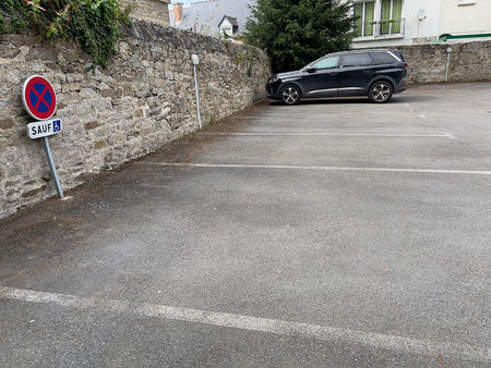 parking centre de dinan lot de 4 places