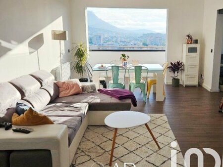 vente appartement 3 pièces de 70 m² à toulon (83000)