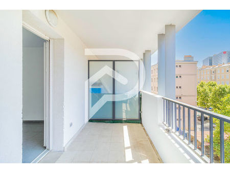 bel appartement marseille 3 pièce(s) 65 m2 avec une place de parking !