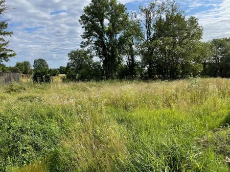 terrain 620 m² amberieux en dombes