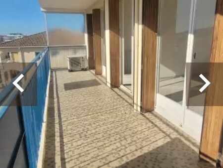 appartement t3 le lavandou centre ville et plage