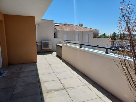 vends appartement hyeres