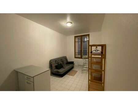 location studio meuble proche metro