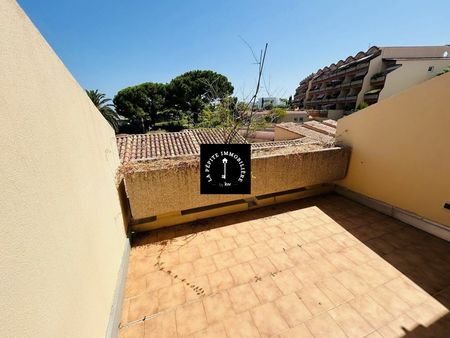 antibes : appartement f2 (42 m²) en vente