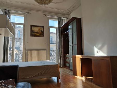 magnifique appartement situé dans le 6e arrondissement de marseille  entre les stations no