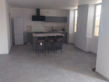 location maison 94m2