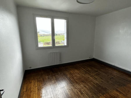 location appartement 3 pièces à guer (56380) : à louer 3 pièces / 44m² guer