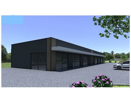 a louer local commercial 300m² zone commerciale