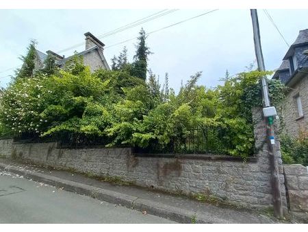 terrain constructible 240 m²