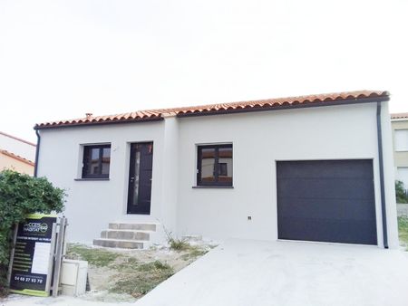 villa 3 pièces 75 m²