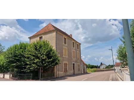 maison 8 pièces 135 m²