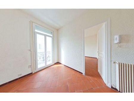 location appartement  m² t-3 à perpignan  520 €