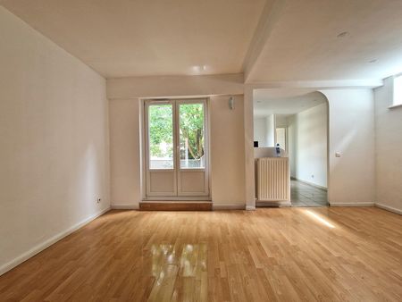 appartement t3 de 77m² avec balcon filant