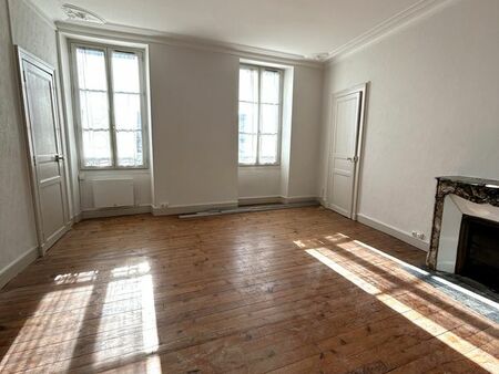 appartement 4 pièces 105 m²